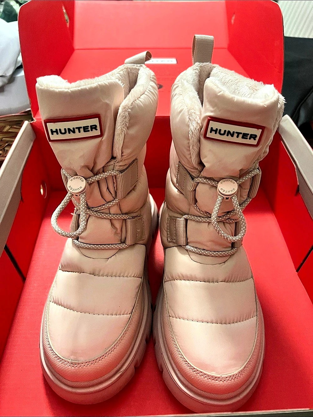 Hunter Women's Maribel Lug Sole Insulated Waterproof Snow Booties Pink
